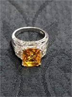 Citrine colored stone ring