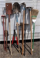 (8) Lawn & Garden Tools