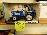 1/15 Ford 1920 Compact Tractor w/ 2 Bottom Plow -