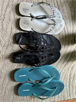 Sandals lot size 8-9