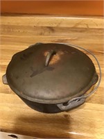 Cast iron Dutch oven- unmarked