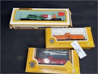 3 Bachman HO Scale Train Cars