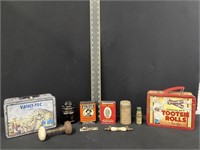 Group of Country Collectibles