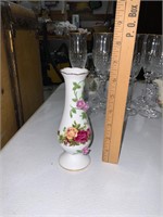 Royal Albert old country rose vase