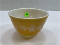 pyrex # 401 butterfly gold mixing bowl, 1 1/2 qt.
