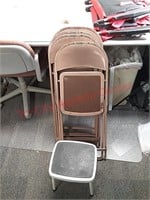 4 metal folding chairs & cosco stool