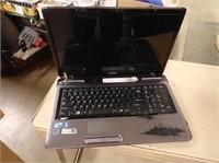 Toshiba Laptop w/o Charger - Some Damage!