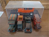 5 Toy Cars