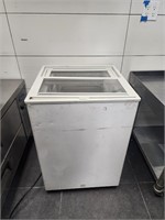 ENTREE SELF CONTAINED CHEST FREEZER 22" X 22" X 31