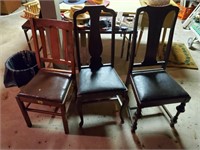 Mixed lot of chairs (3)