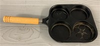 Wooden Handle Cast Iron Muffin/Biscuit Pan
