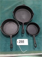 Set of 3 Chef Ventions Cast Iron Skillets