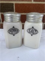 Vintage milk glass shakers