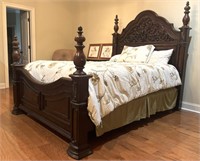 Elegant Queen Size Ornate Solid Wood 4-Post