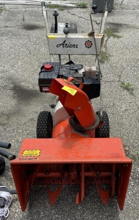 (O) Ariens Snow King Snowblower Unknown Model