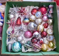35 vintage Christmas tree ornaments: 5 Atomic