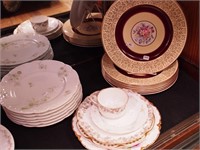 18 pieces of china: 11 are Haviland, mostly