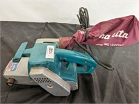 MAKITA BELT SANDER