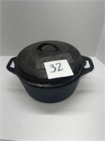 CAST IRON KETTLE POT W/ LID