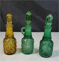 3 itty-bitty decanters