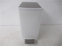 "Used" 6-Liter Step Trash Can, Stainless and White
