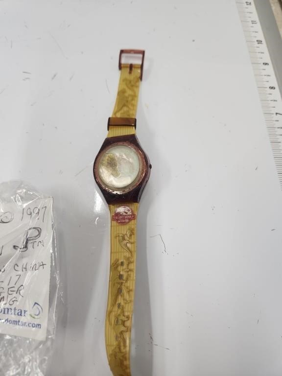 Vintage Lost World Fossil Floating Watch