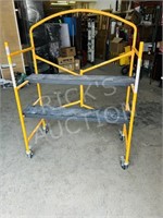 Light Duty folding scaffold - 500 lb limit