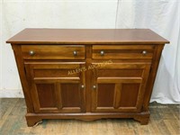 BROYHILL HUTCH