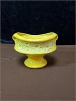 Yellow McCoy pottery planter approx 6 inches tall