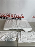 Boutique By Distinctly Home Bianco 3-Piece Duvet