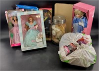 Large assortment of Barbie dolls, many still in bo