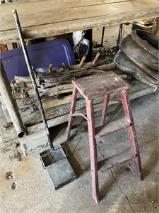Dust pan, step stool