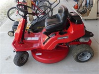 SNAPPER 33" RIDING MOWER