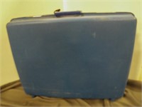 Vintage Samsonite Montebello II Hard Suitcase