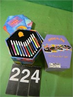 52 Piece Kids Artist In A Box