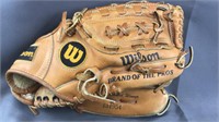 Wilson Baseball Glove Bruce Sutter Endorsed