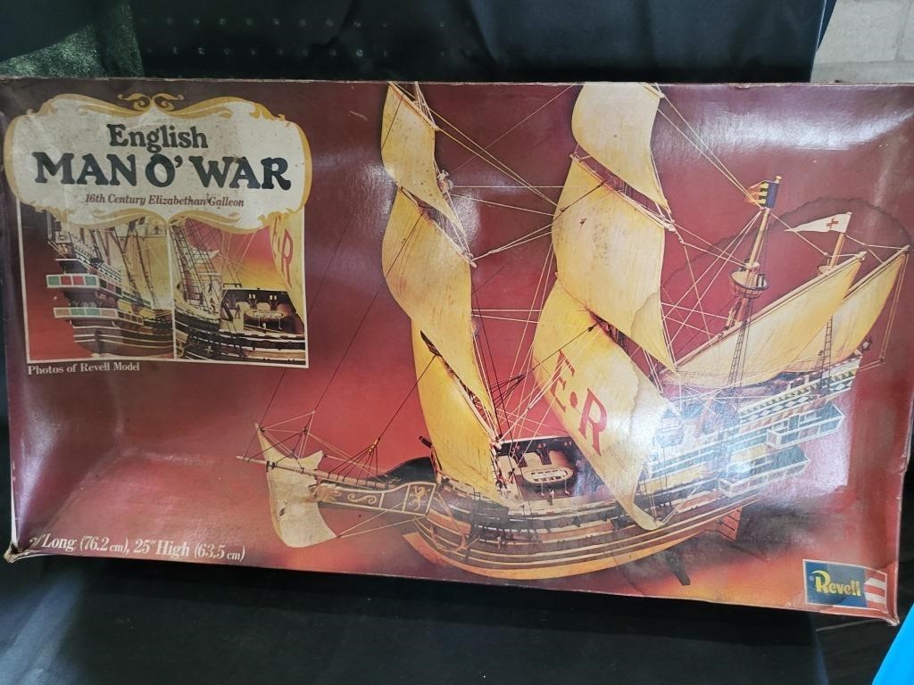 VTG Revell English Man’o’War Model Kit - Note