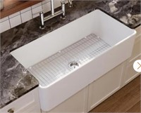 Deer Valley - Farmhouse Style Sink (In Box)