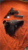 Mauser S/42 1938 Luger 9mm with Holster and Extra