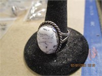 Sterling Howlite Stone Ring-7.1 g