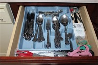draw of stainless silverware, versailles by M.S.I.