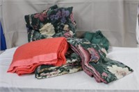 Comforter & blanket, comforter is reversible,