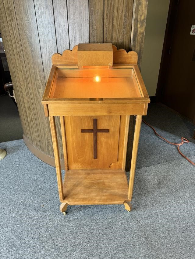 Wood Podium on Wheels with Lights 1967