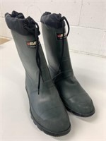 New Baffin Size 9 Lined Rubber Boots