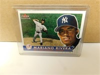 2001 FLEER MARIANO RIVERA TRADITION CARD