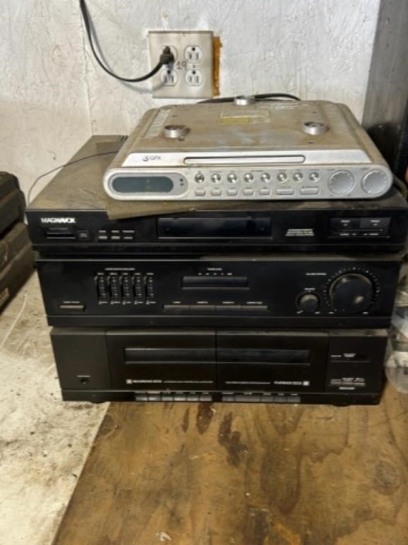 Magnavox stereo and CD player