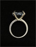 Stunning Aquamarine Silver Ring