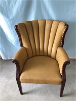 VINTAGE LEATHER SIDE CHAIR. THE CRAFTSMANSHIP ON