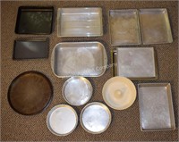 (K) Large Lot of Various Baking Pans