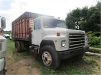 International S1700 S/A Stake Body Truck,